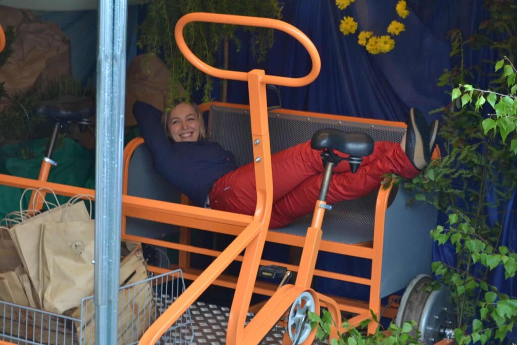 Marysia jako żywy manekin