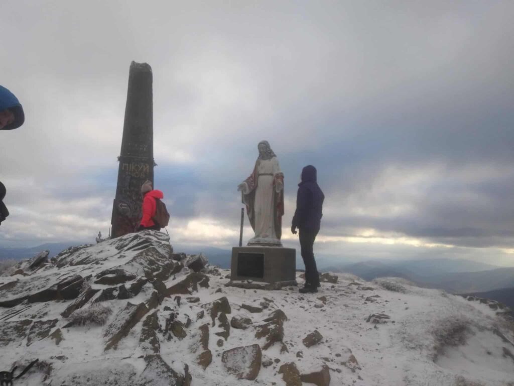 Zimowa wyprawa na Pikuj – o spełnionych marzeniach i potędze drogi