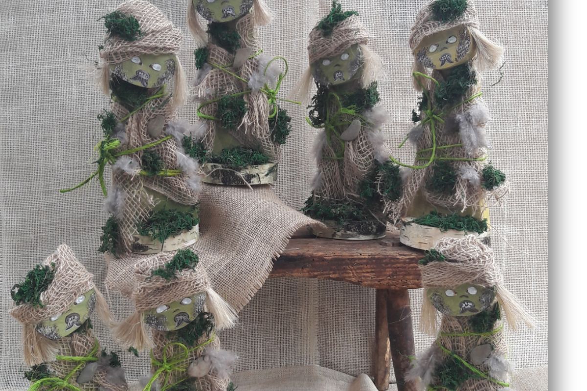 Ręcznie robione maskotki Striwiążana – leśny duszek z mchu i juty