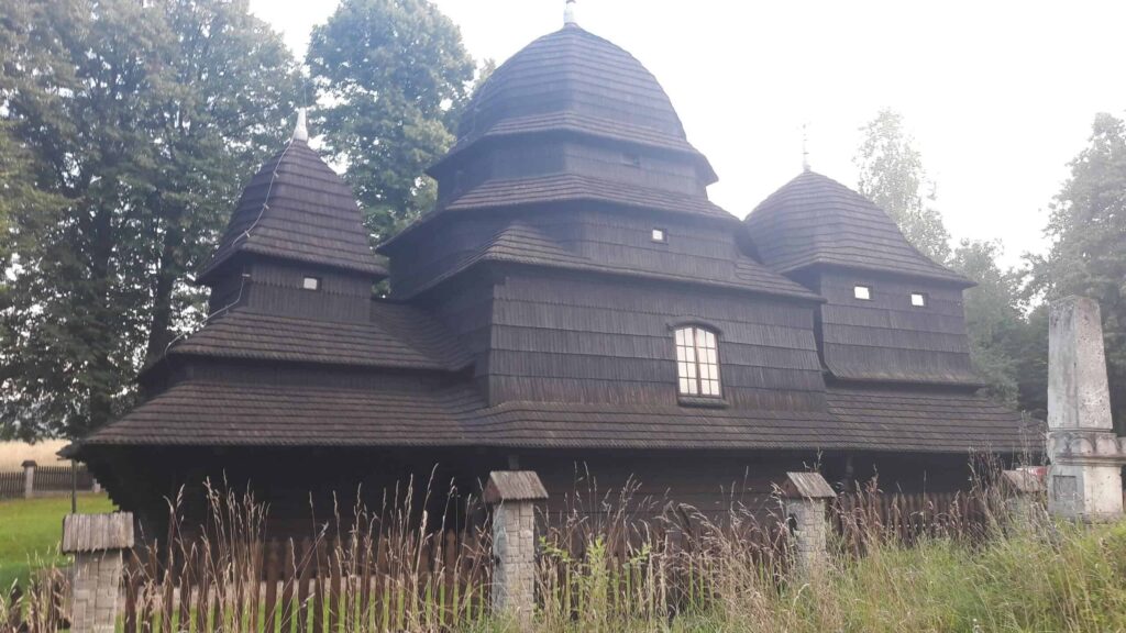 Ślub w Bieszczadach- gdzie góry całują niebo, tam zaczyna się Wasza wspólna droga