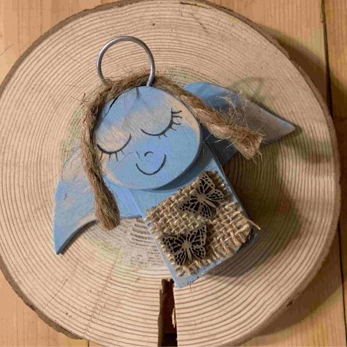 Anioł Dzwoneczek – drewniany powiernik dziecięcych marzeń